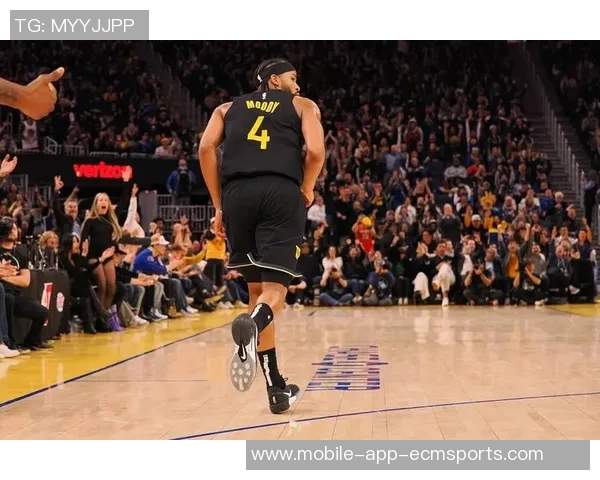 科尔谈对穆迪的比赛机会积极看待4天3赛的表现与结果